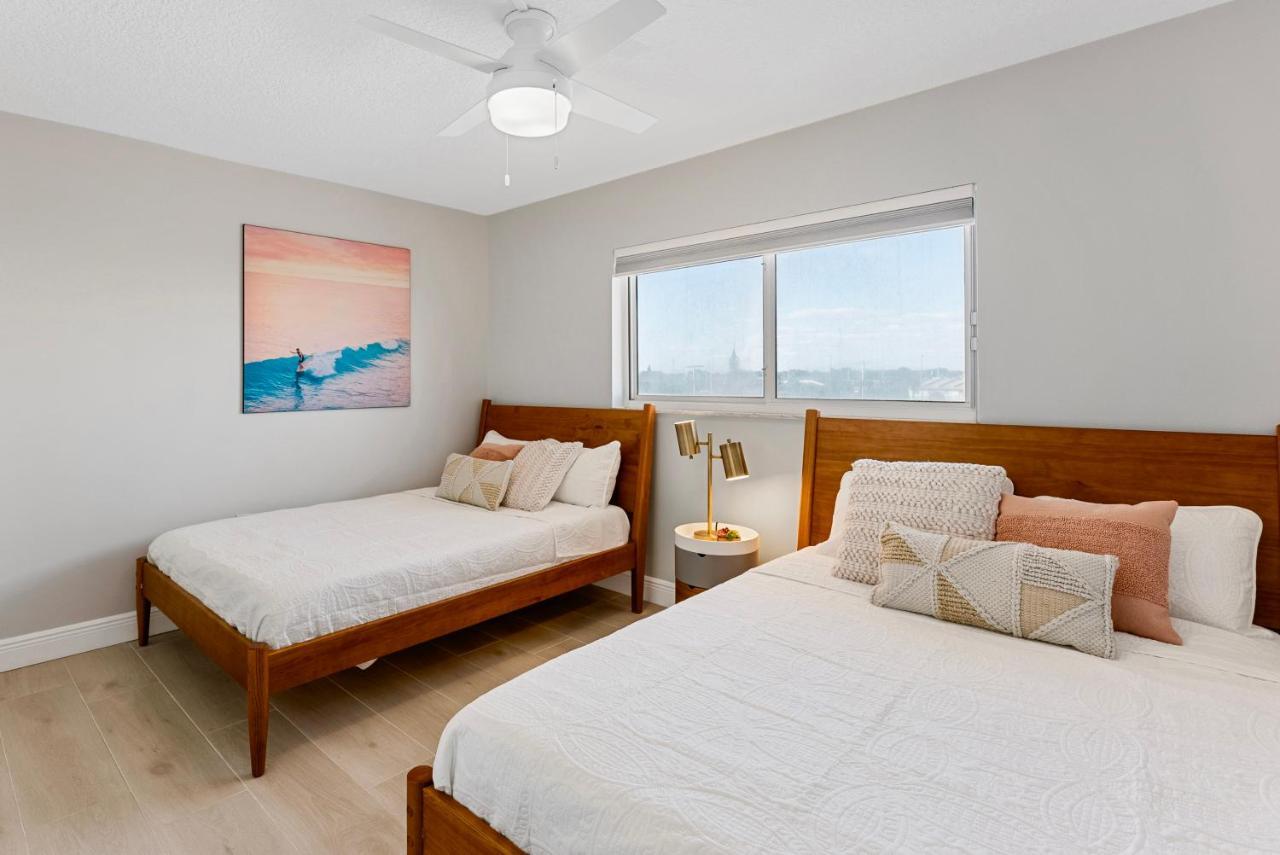 Cocoa Beach Towers Luaran gambar